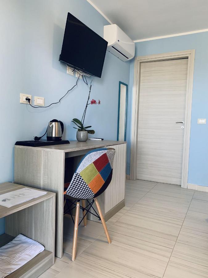Hotel Mercurio Sul Mare - Fish Restaurant And Private Beach Капо Ватикано Екстериор снимка